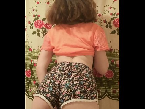 ❤️ Gadis muda seksi menanggalkan celana pendeknya di depan kamera ❤ Anal porno di id.extraclasswork.ru ️